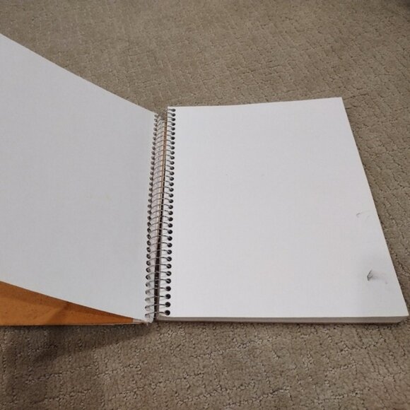 Mead Academie 8" x 11" Heavyweight Sketch Book 69 Sheets Acid/Lignin-Free - Picture 3 of 5